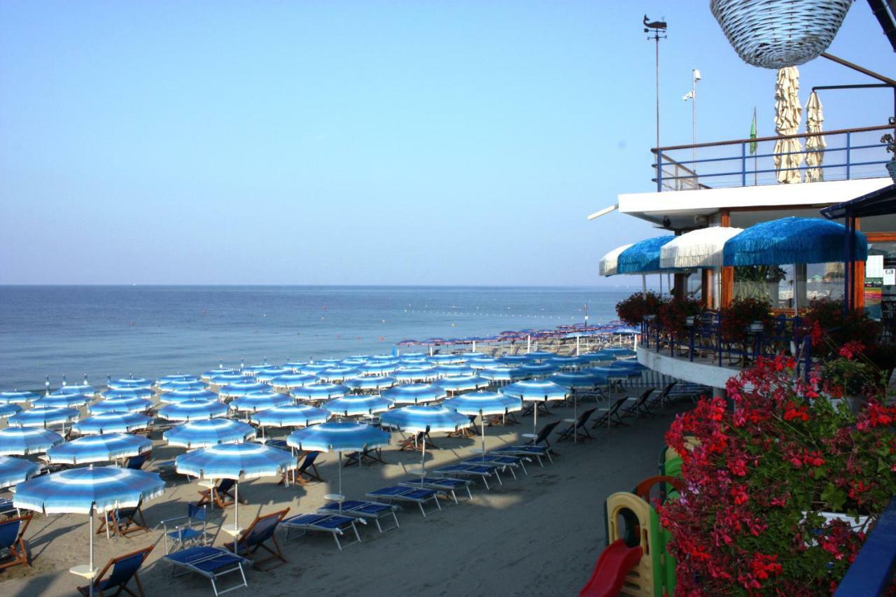 Apartments Arcobaleno Deiva Marina Zewnętrze zdjęcie